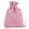 <FONT size=1>
<b>Tipo de Producto:</b> Bolsa de Yute.<br>
<b>Material:</b> Lino Yute.<br>
<b>Tama�o:</b> 10x14cm.<br>
<b>Color:</b> Rosa Claro.<br>
<b>Aplicaciones:</b> Ideal para empaquetar dulces, joyas, artesan�as, cuentas, muestras de cosm�ticos, tarjetas, lavanda, etc., y resolver la molestia de empacar cosas peque�as mientras viaja. Ideal para fiestas, bodas, vacaciones, empresas, iglesias, hoteles, tiendas para envolver regalos a favor. <br>
<b>Garant�a:</b> Garant�a por defecto de fabricaci�n sujeto a cl�usulas VentDepot.<br>
</FONT>